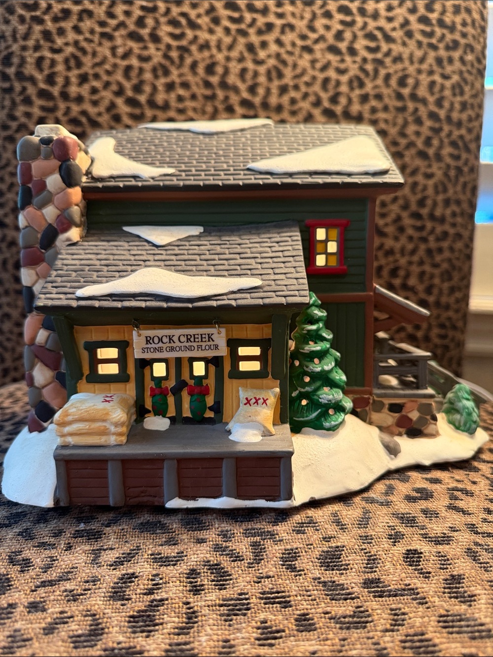 (Retired) Departmrnt 56 The Original Snow Village. “Rock Creek Mill House”